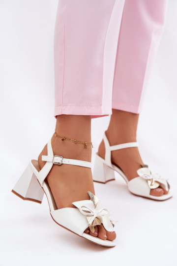 Dámske sandále na vysokom opätku S Ornatem Kvet Vinceza 20283 biela farba 2