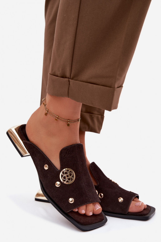 semišové papuče Ze zlatej farbymi Ozdobami D&A CR61-3061 CzekoladoIne