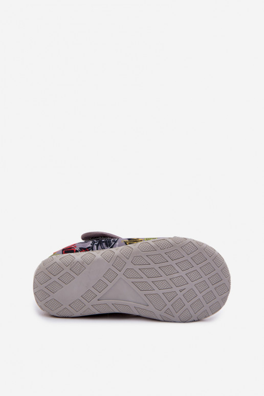 Papuče Milami deti s lepiacimi spojkami sivá Jasimrra