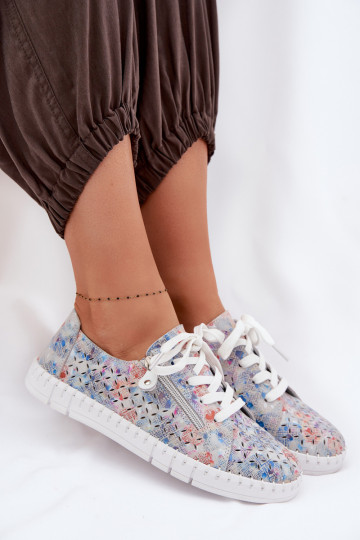 s prvkami prelamovania topánkyZapnutéturalnego zo semišuu strieborná farba Kamelia