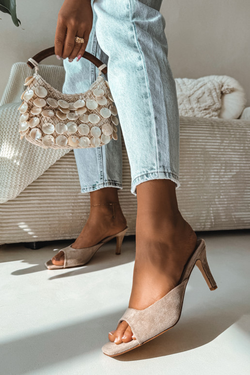 Dámske papuče Zapnuté Smukłym Obcasie béžová Revina