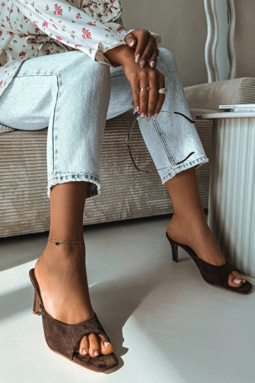 Dámske papuče Zapnuté Smukłym Obcasie CzekoladoIne Revina