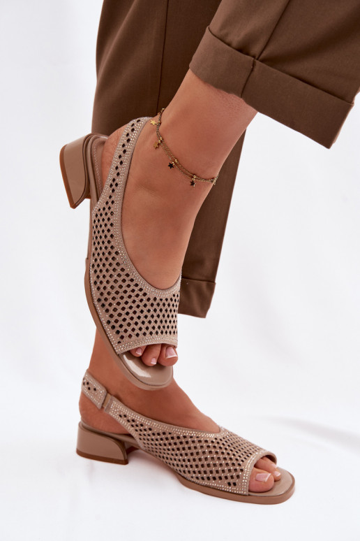 Zdobené Prelamované sandále Dámske zo semišu Zapnuté Klocku D&A CR61-3131 béžová