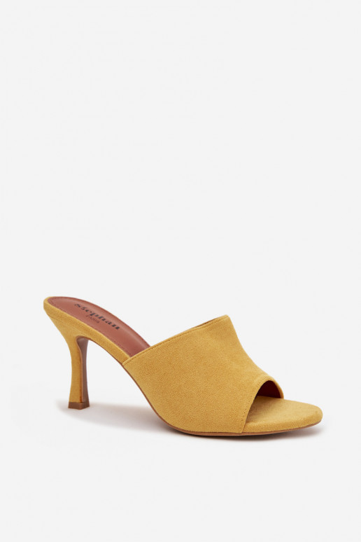 Dámske papuče s tenkými podpätkamiz eko semišuu žltá Isolia