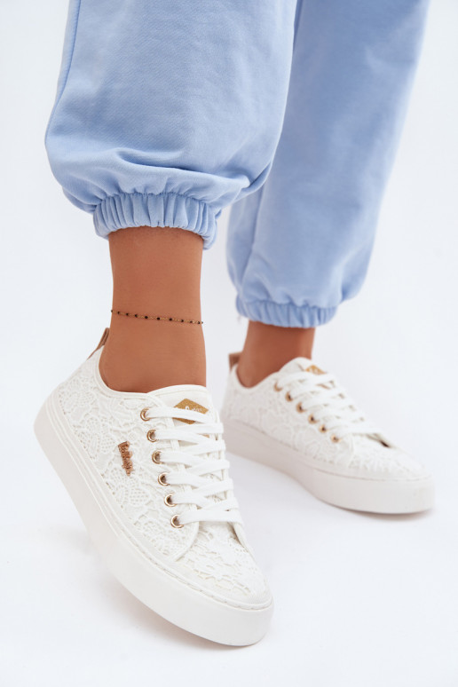 Bežná obuv s čipkou Lee Cooper LCIN-26-02-4060 biela farba