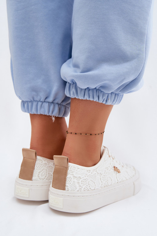 Bežná obuv s čipkou Lee Cooper LCIN-26-02-4060 biela farba