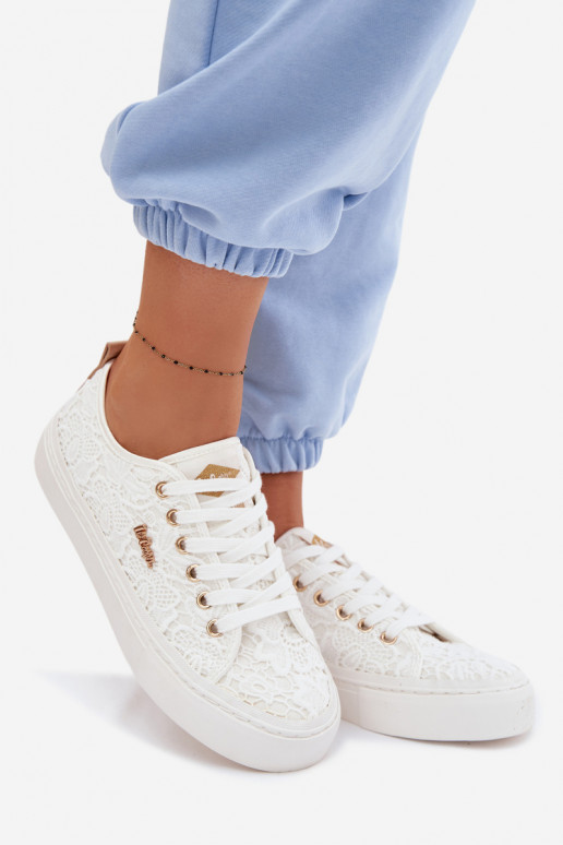 Bežná obuv s čipkou Lee Cooper LCIN-26-02-4060 biela farba