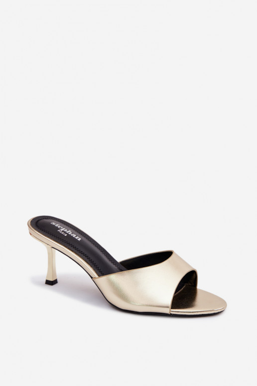PapučeImitacji Skóry s tenkými podpätkami zlatej farby Melissea