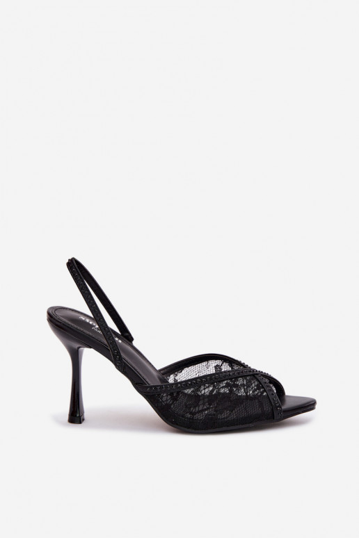 Dámske sandále s tenkými podpätkami s čipkou I Zdobieniem čierna Melivelle