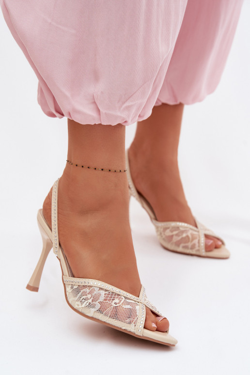Dámske sandále s tenkými podpätkami s čipkou I Zdobieniem béžová Melivelle