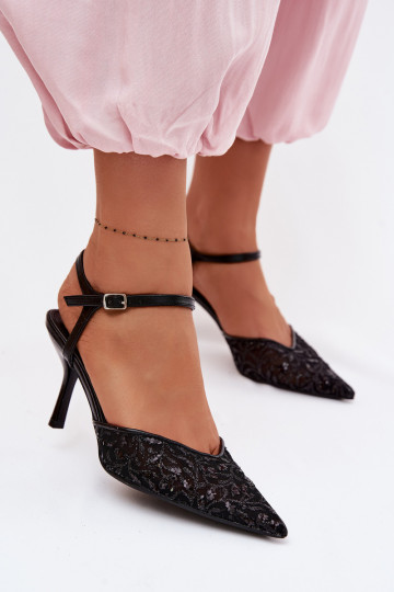 Sieťovina Dámske sandále s tenkými podpätkamis leskomującym Zdobieniem čierna Laria 2