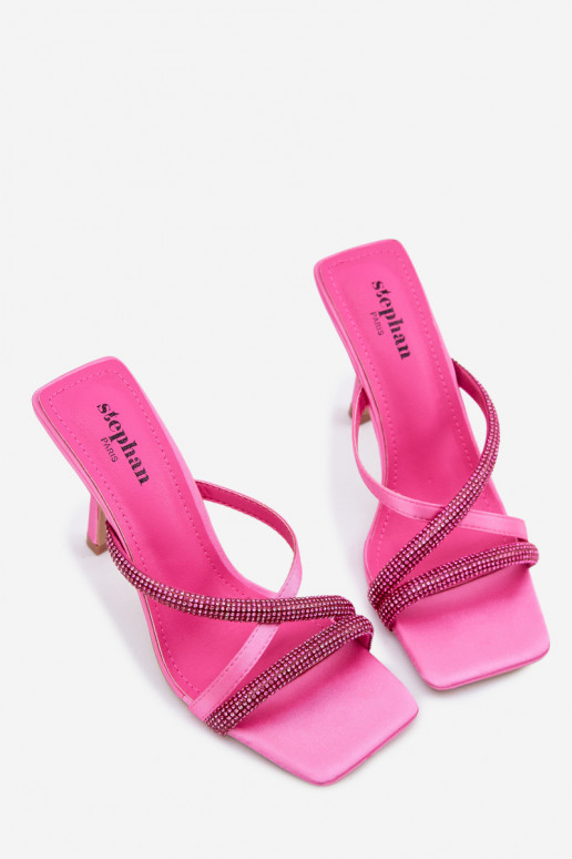 Dámske papuče s tenkými podpätkami Pruhy s trblietavými otvormi Ružová Karima