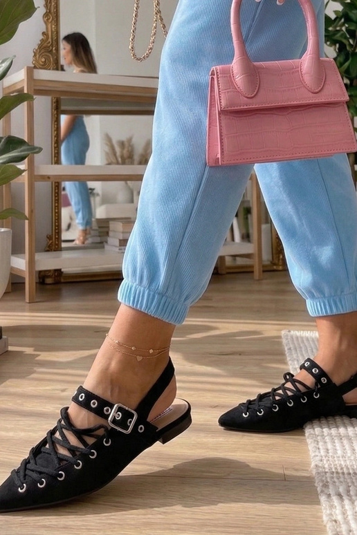 Čierne balerínky s otvorenou pätou...