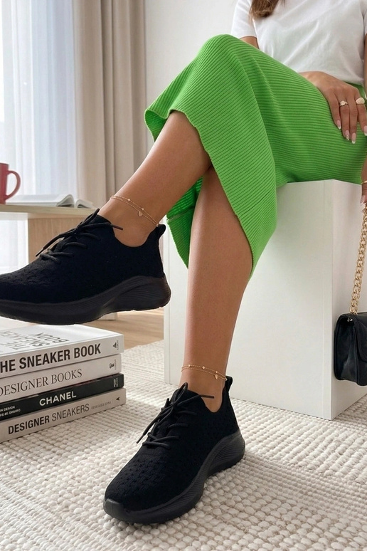 Čierne ľahké prieduchové tenisky Luna