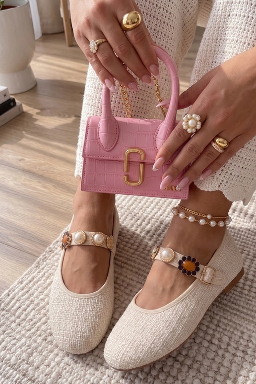 Béžové baleríny s dekoratívnym...