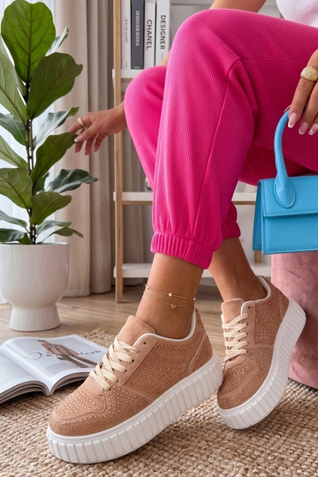 Béžové tenisky s platformou...