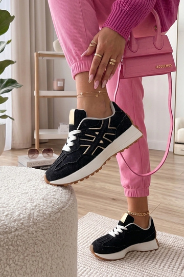 Čierne džínsy športové... 2