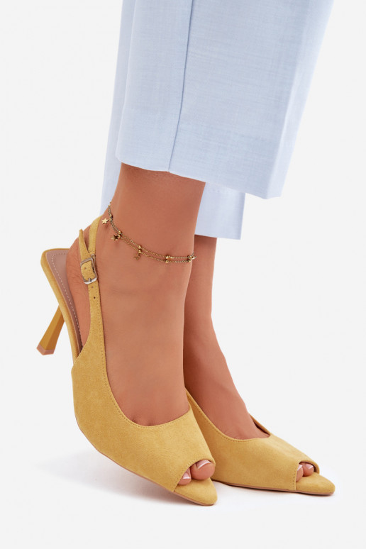 Dámske sandále s tenkými podpätkami z umelého semišu žlté Sevina