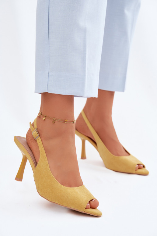 Dámske sandále s tenkými podpätkami z umelého semišu žlté Sevina