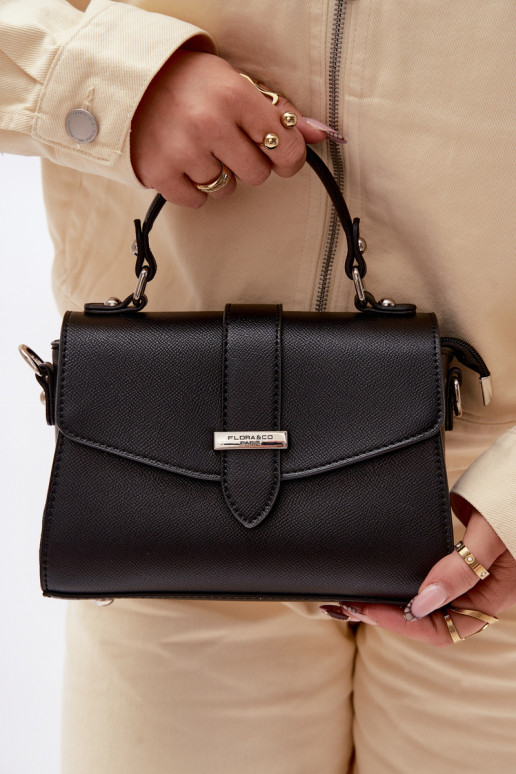 Kabelka Poštárka s ozdobnými pruhmi čierna Belveta