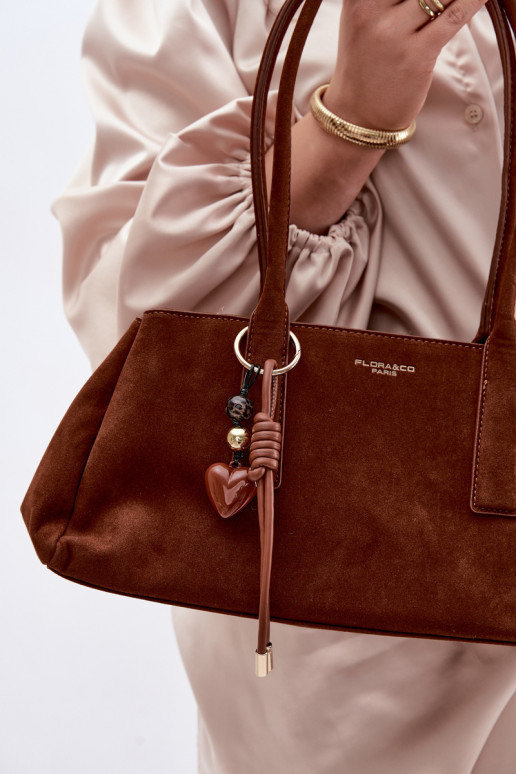 z eko semišuoIna KabelkaBrelokiem Hnedá farba Nelina