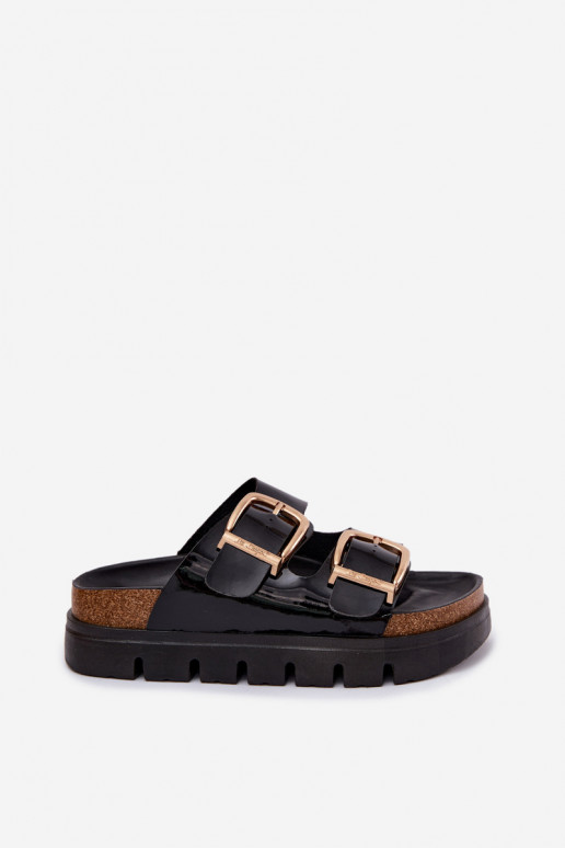 Zlaté dámske lakované šľapky na platforme so sponami Lee Cooper LCIN-26-35-4459L