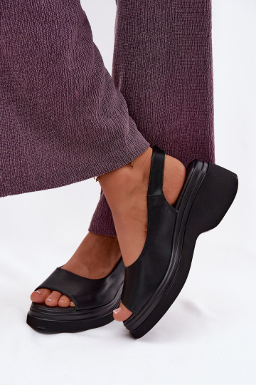 Kožené Sandále na platforme Vinceza 66936 čierna 2