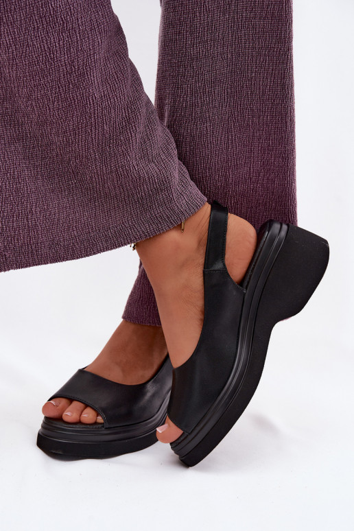 Kožené Sandále na platforme Vinceza 66936 čierna