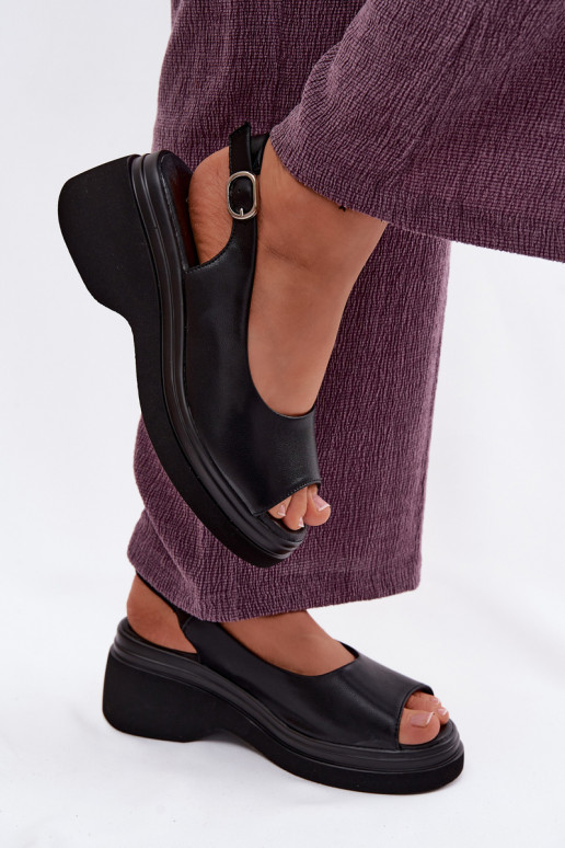 Kožené Sandále na platforme Vinceza 66936 čierna