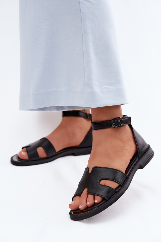 Dámske sandáleZapnutéturalnej Skóry so širokými podpätkami Vinceza 62305 čierna