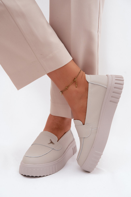 Dámske kožené slip-on topánky z platformy Vinceza 93218 v béžovej