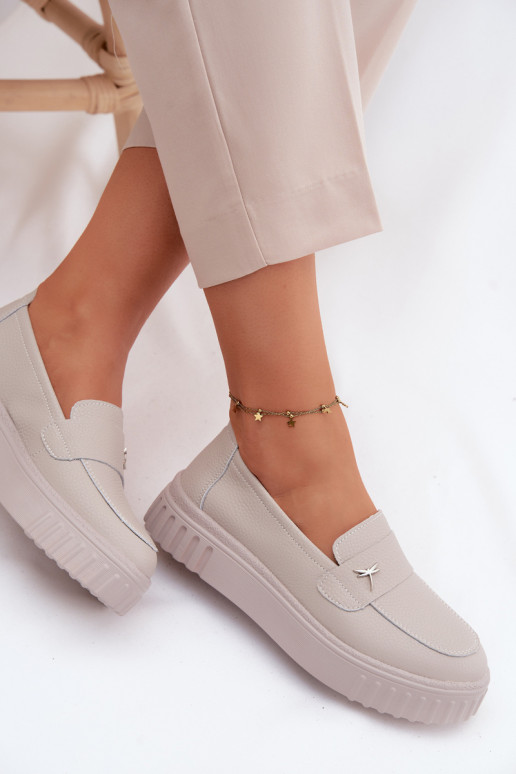 Dámske kožené slip-on topánky z platformy Vinceza 93218 v béžovej