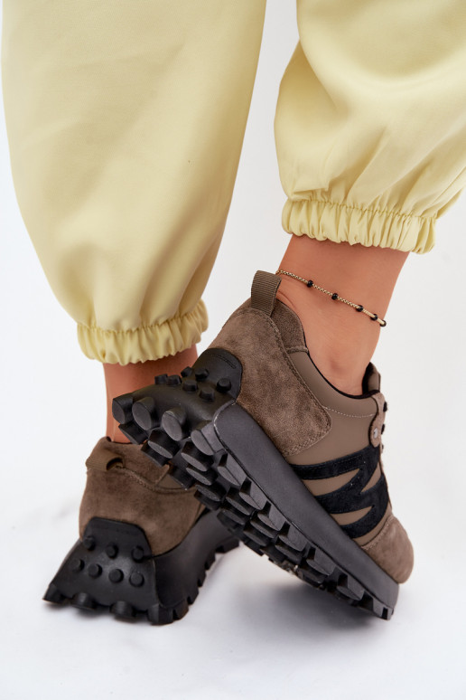 Kožené zo semišu Tenisky model obuvi Dámske s platformou Vinceza 41520 khaki farby