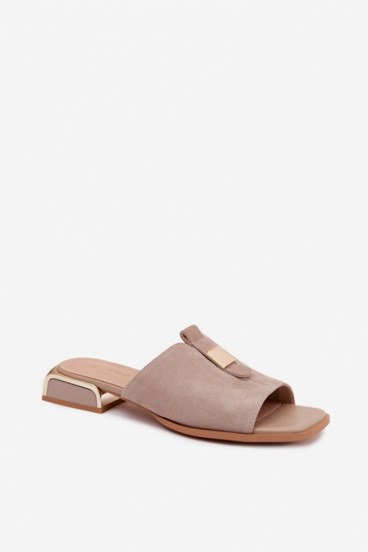 Elegantné semišové šľapky D&A JC61-1002 piesková farba