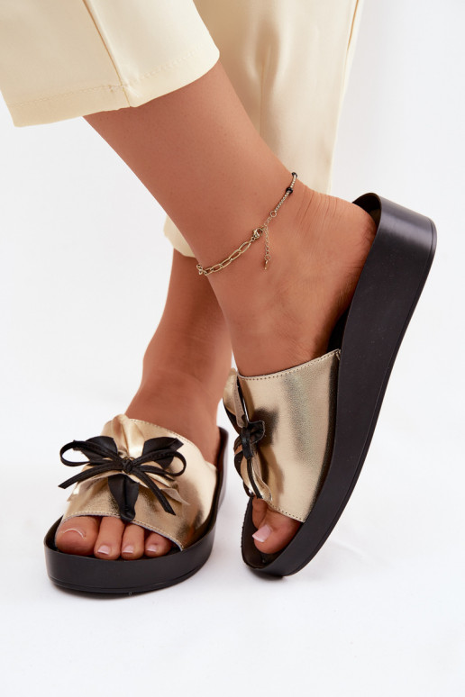 Kožené papuče Dámske s ozdobami S.Barski KV61-6044 zlatej farby