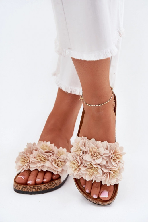 Dámske papuče Zapnuté korkovej podrážke S Ornatemi s kvetinovými motívmikami béžová Seleneza