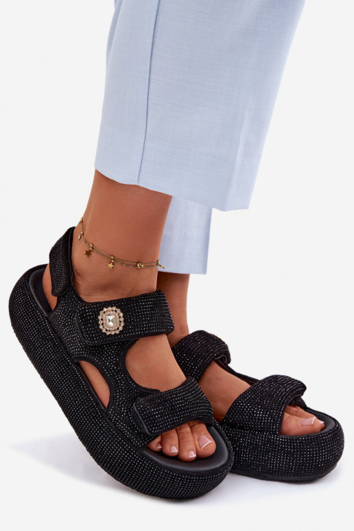 Zdobené Dámske sandále s platformou GOE TT2N4102 čierna