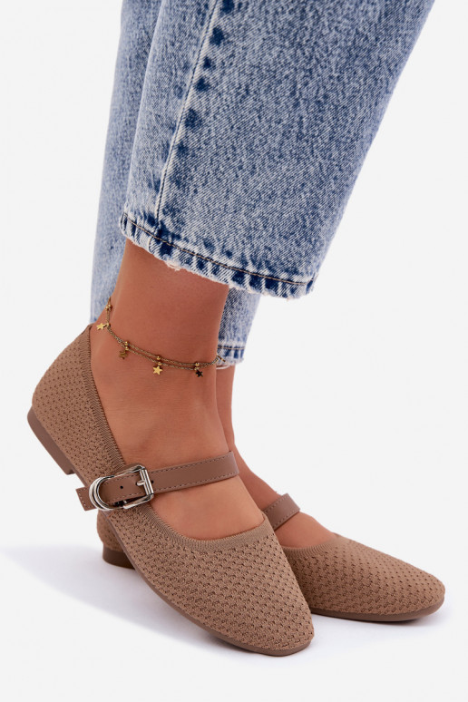 Látkové balerínky s popruhmi I s prackami khaki farby Jelisa