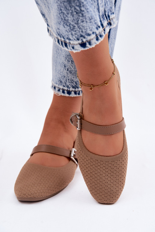 Látkové balerínky s popruhmi I s prackami khaki farby Jelisa