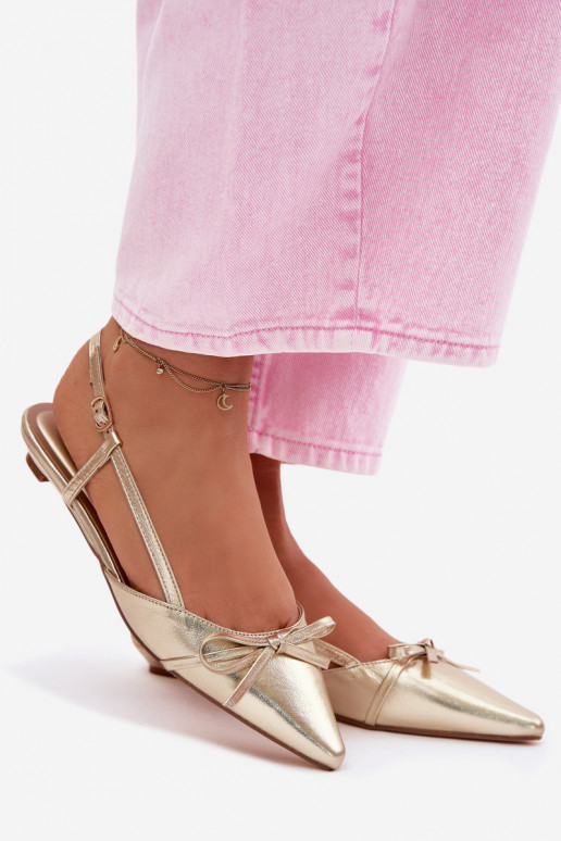 Dámske sandáleImitacji Skóry Zapnuté nízkom opätku zlatej farby Jelmera