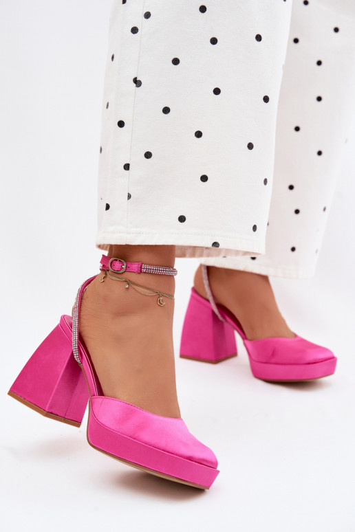 Dámske sandále Zapnuté masívnych opätkoch Typu Słupek Pasek s trblietavými otvormi Ružová Seraphina