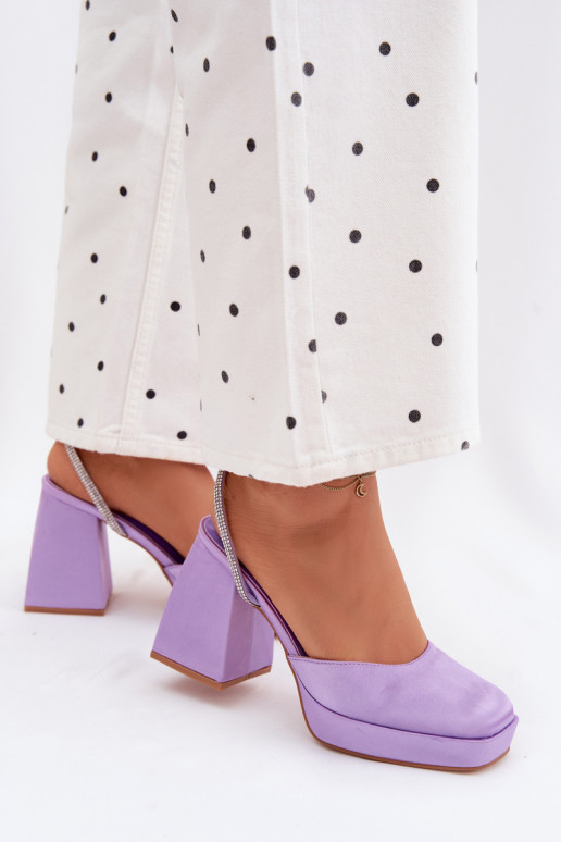 Dámske sandále Zapnuté masívnych opätkoch Typu Słupek Pasek s trblietavými otvormi Fialová Seraphina