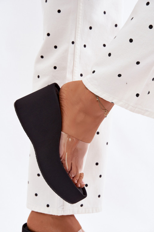 Dámske papuče s platformouTransparentnym Pruhyem čierna Zolretia