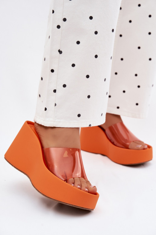 Dámske papuče s platformouTransparentnym Pruhyem oranžová Zolretia