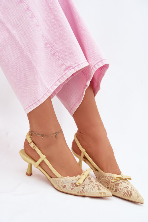 Čipkované sandále Dámske Zapnuté obcasie so stuhami žltá Máribelle