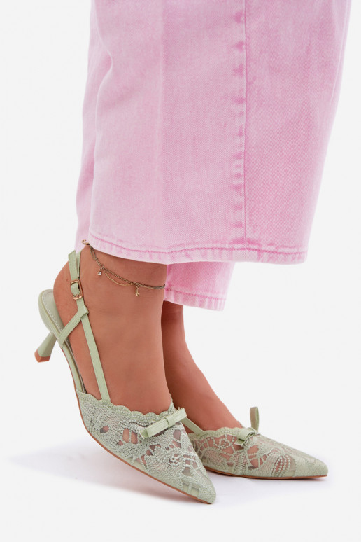 Čipkované sandále Dámske Zapnuté obcasie so stuhami zelená farba Máribelle