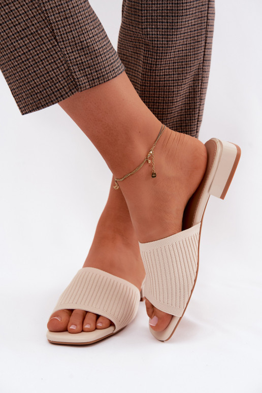 materiál Dámske papuče so širokými podpätkami slonovina Belissea