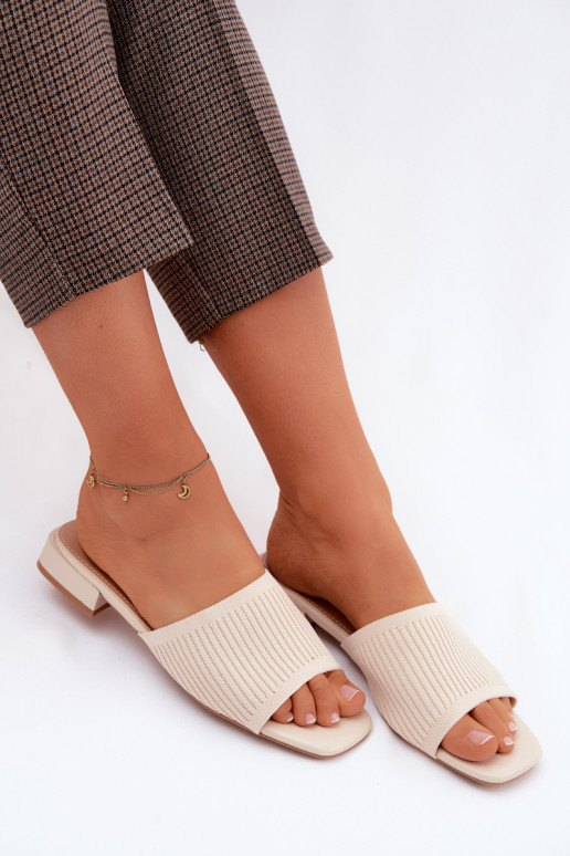 materiál Dámske papuče so širokými podpätkami slonovina Belissea