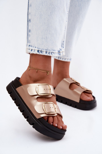 Dámske papuče Platformie s prackami Lee Cooper LCIN-26-35-4462L zlatej farby