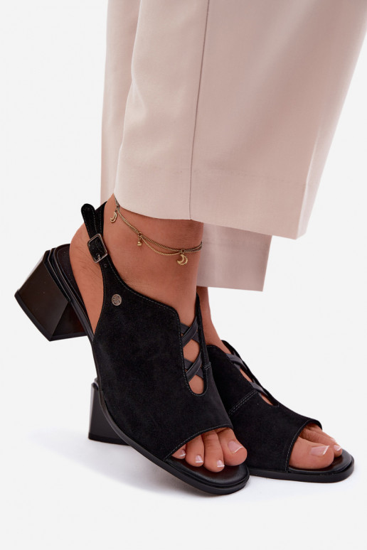 sandáleZapnutéturalnego zo semišuu s podpätkami Máciejka K7521-01 čierna